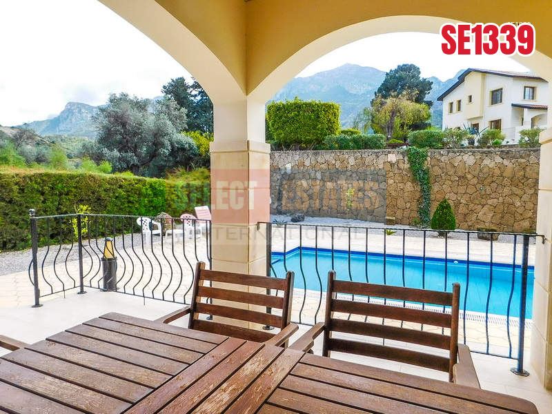 Bellapais'te Satılık 3+1 Villa | Özel Havuzlu , Girne