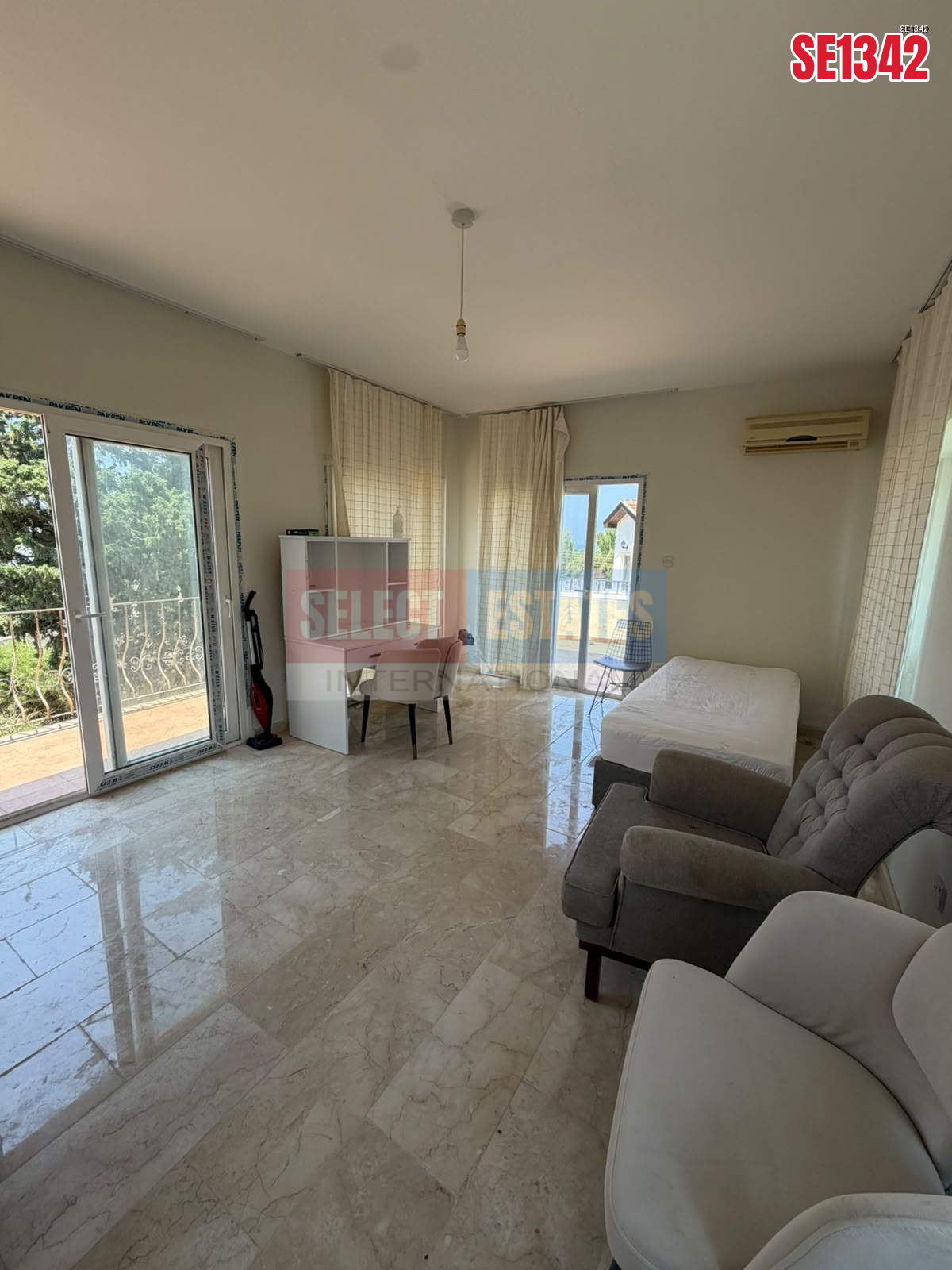 Karşıyaka Girne Rental Villa with Pool
