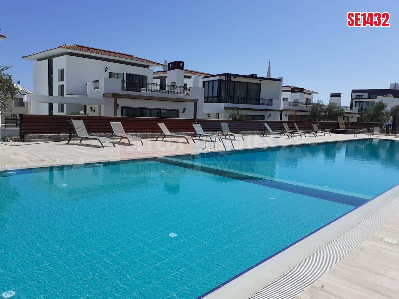 Family-Friendly 4-Bedroom Villa for Long-Term Rent in Levantine Complex, Doğanköy