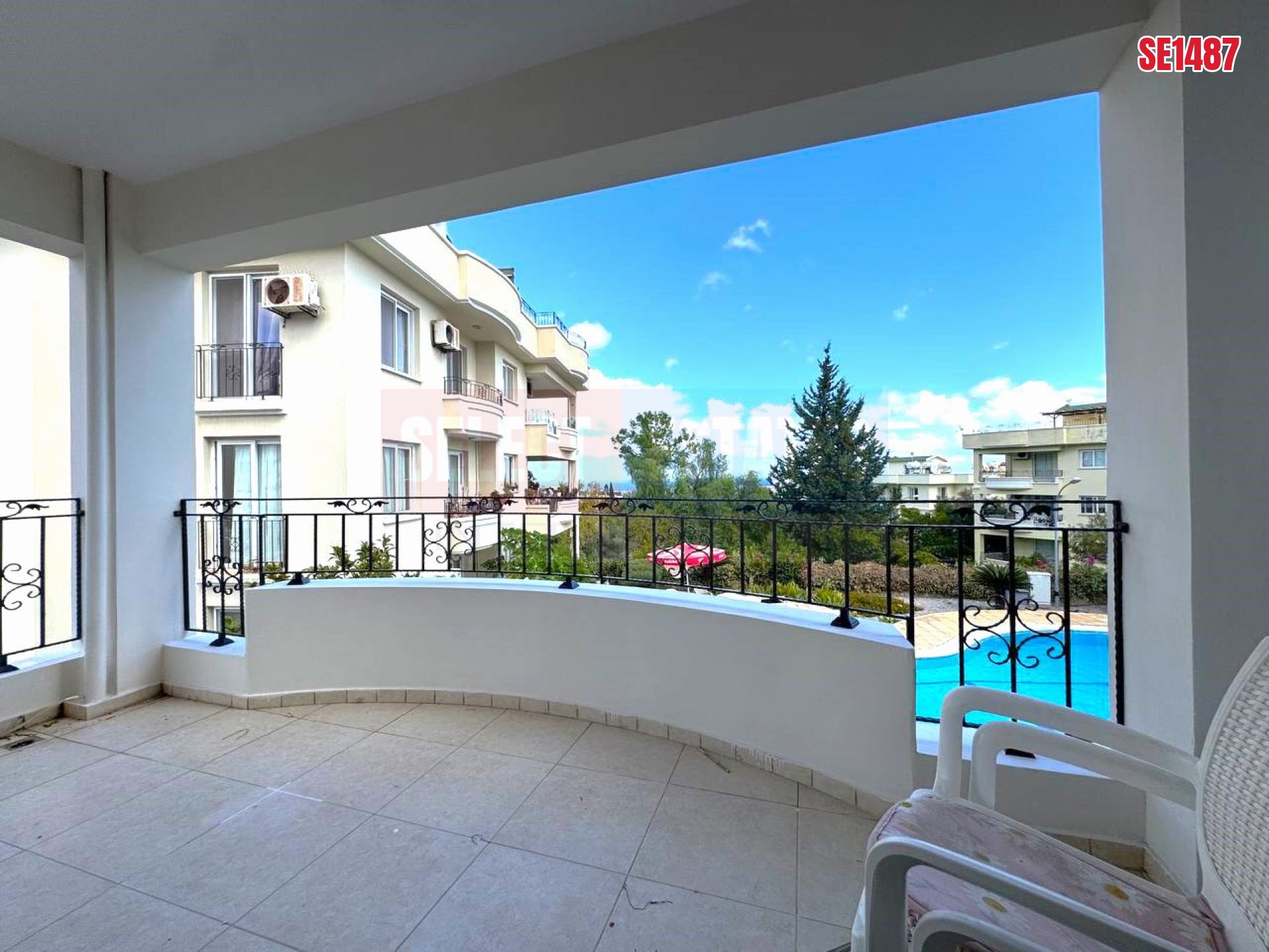 Deniz Manzaralı Daire, Alsancak, Girne, Kuzey Kıbrıs Satılık Emlaklar