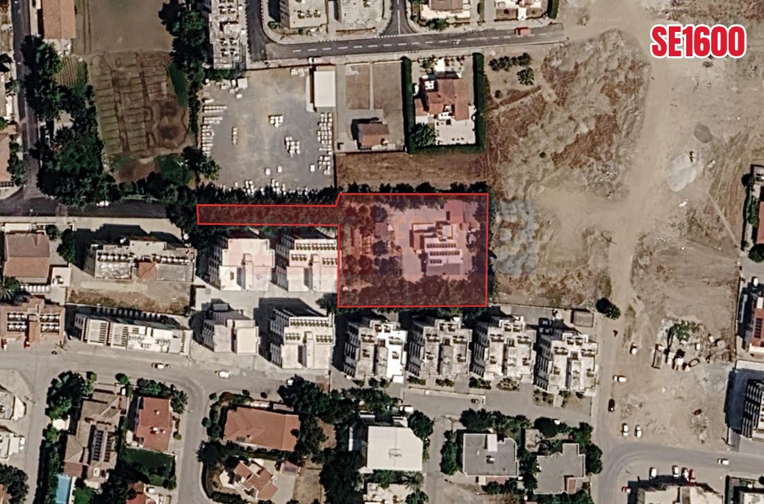 Geniş Arsa İçerisinde Ferah Bina, Kızılbaş, Satılık Kuzey Kıbrıs Emlakları