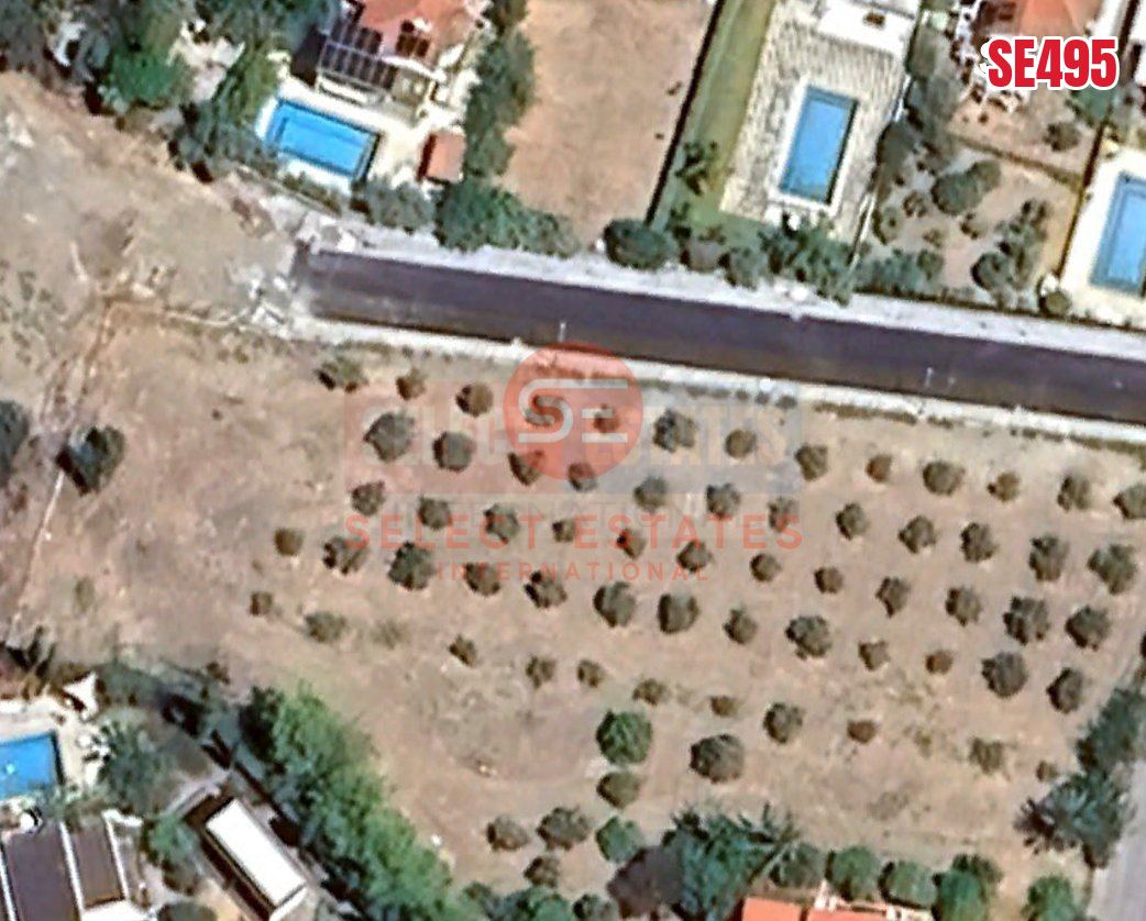 EDREMİT'TE AYRICALIKLI VİLLA ARSASI: %35 İMAR İZNİ