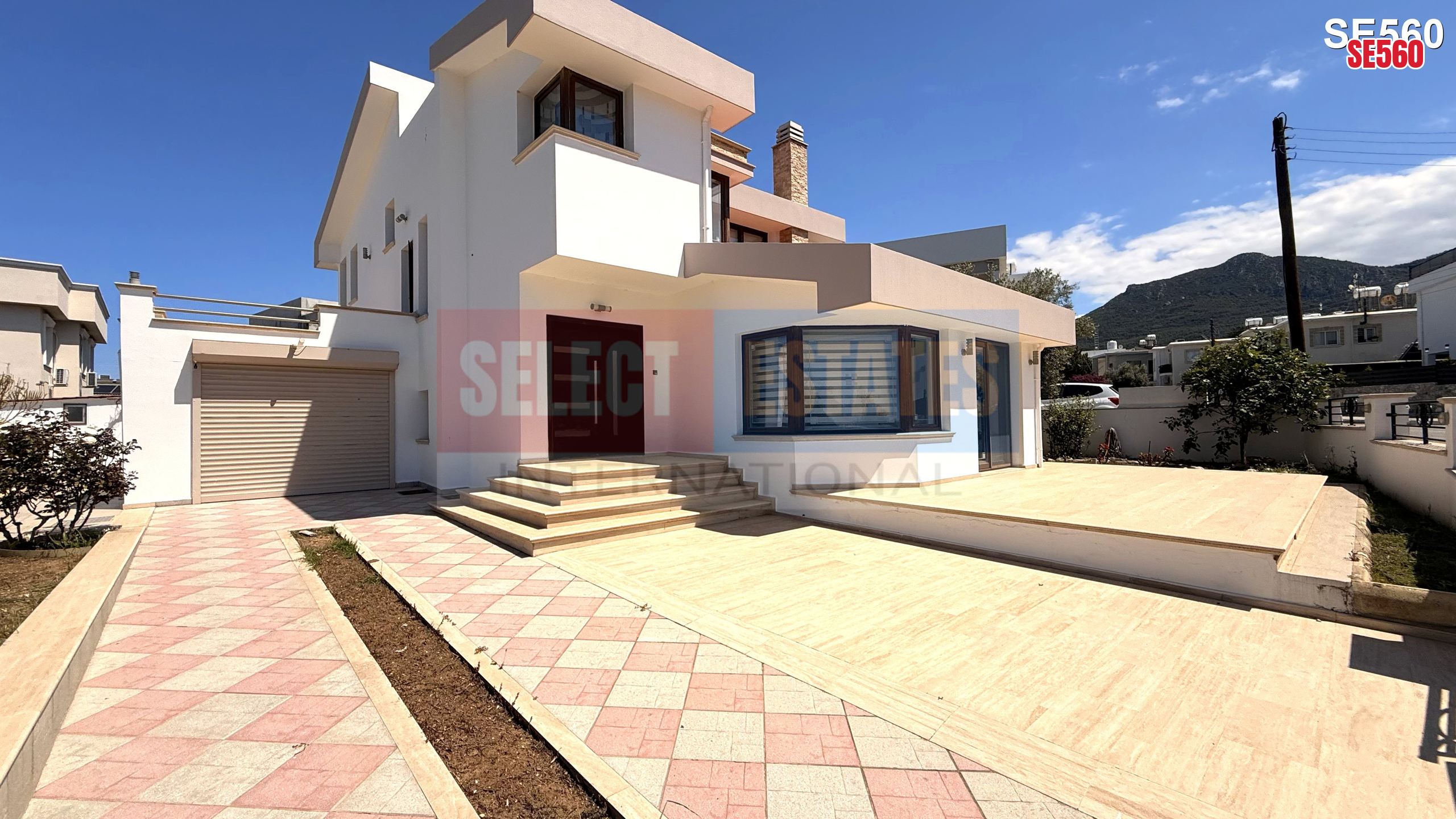 PRESTIGIOUS LIVING IN ZEYTİNLİK