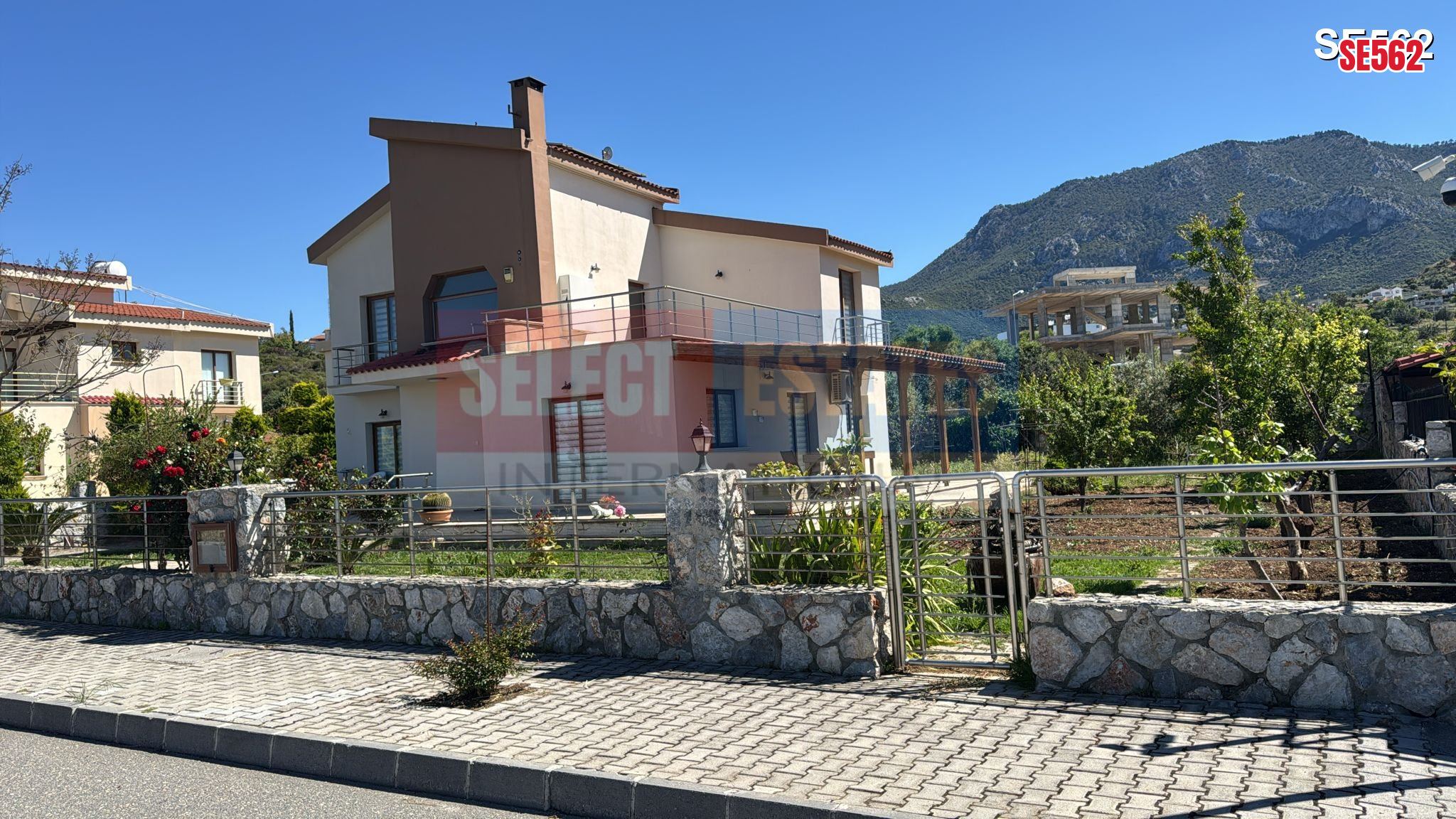 PANORAMİK MANZARALI VILLA