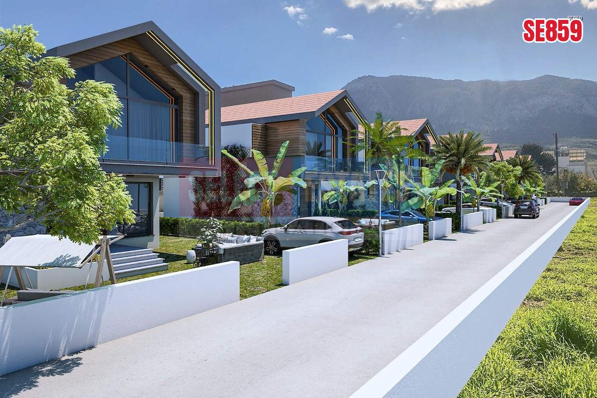 Girne Merkezde Dağ Manzaralı Villa