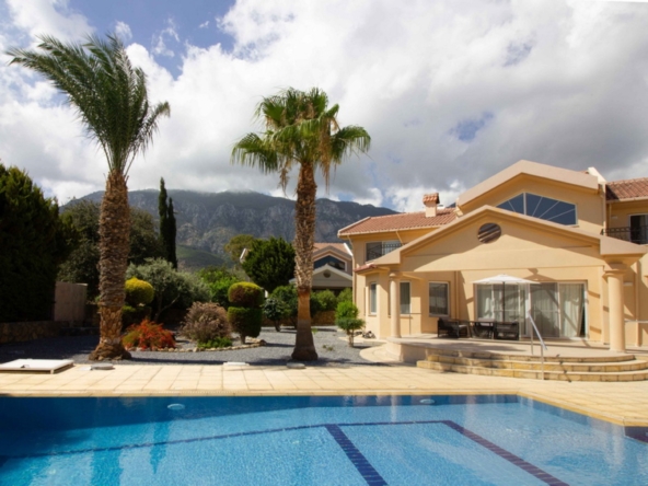 Property for Sale North Cyprus, Luxury Villa38